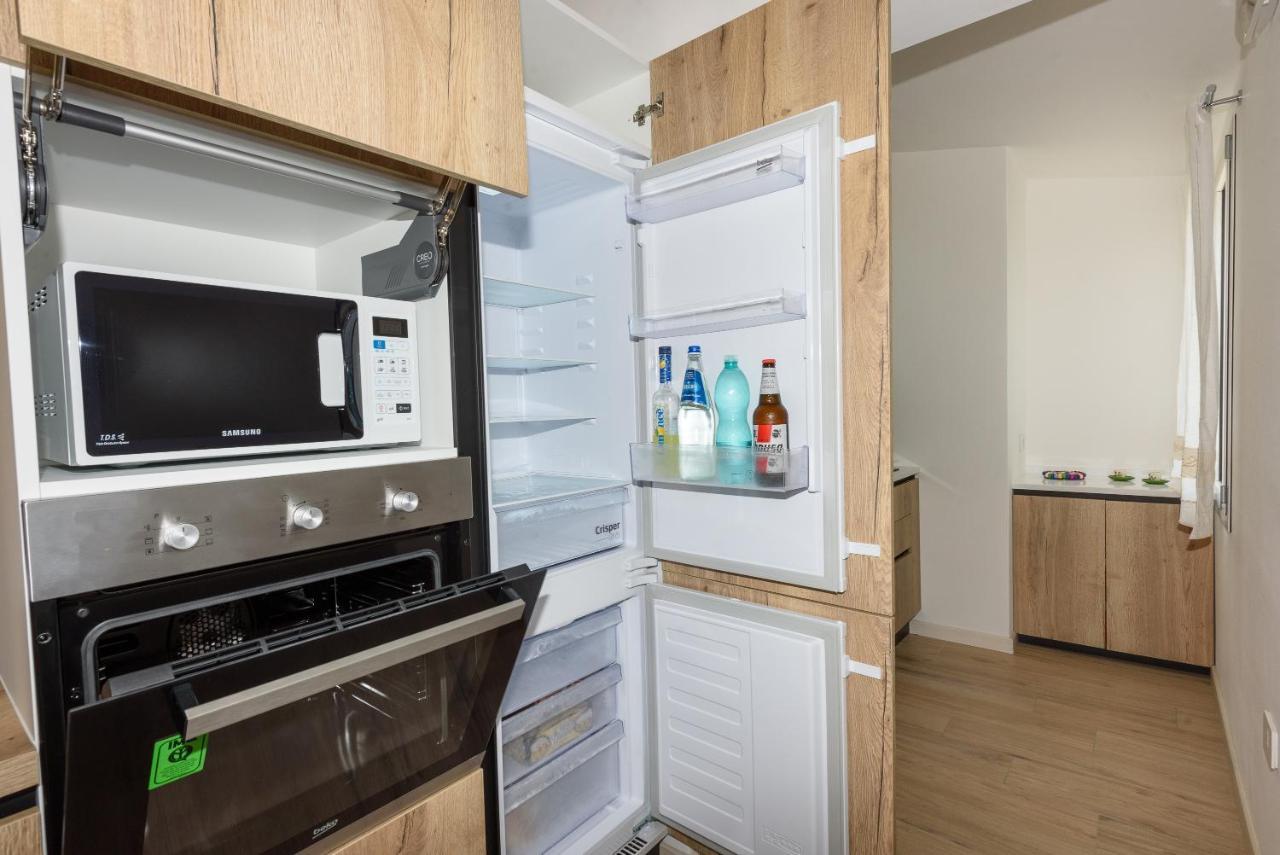 Апартаменты Loft Lungomare Vista Mare E Monti Арбатакс Экстерьер фото